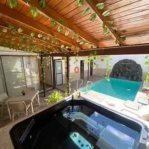 4* Hotel Colores Boutique