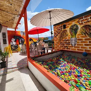 Prado Downtown Hostel