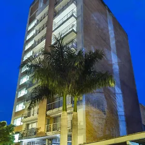 4* Hotel Travelers Orange