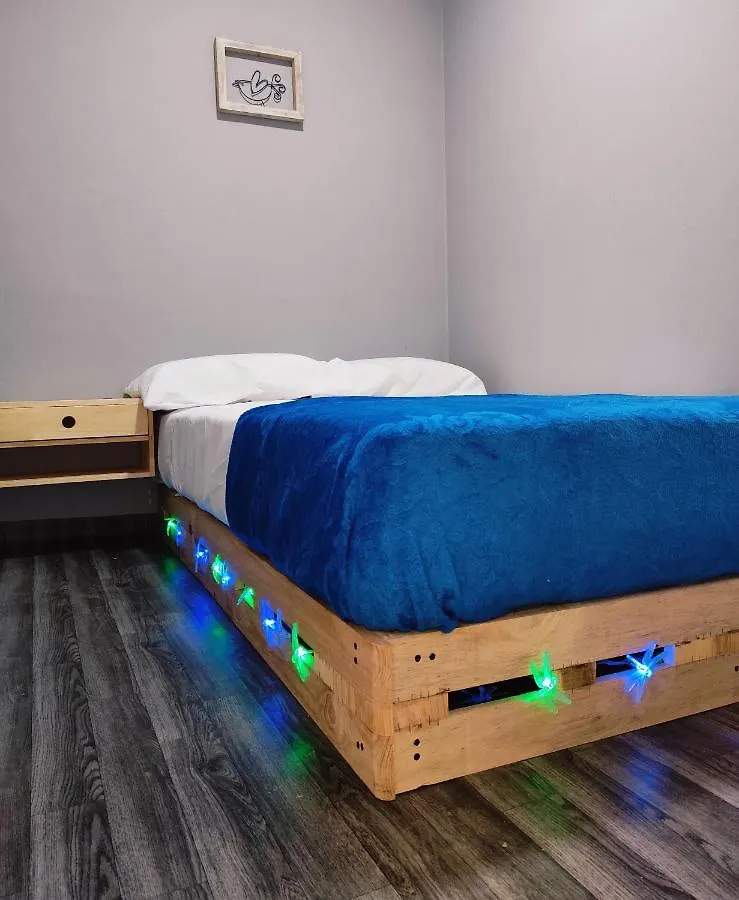 Key West Hostel Medellín Pensión