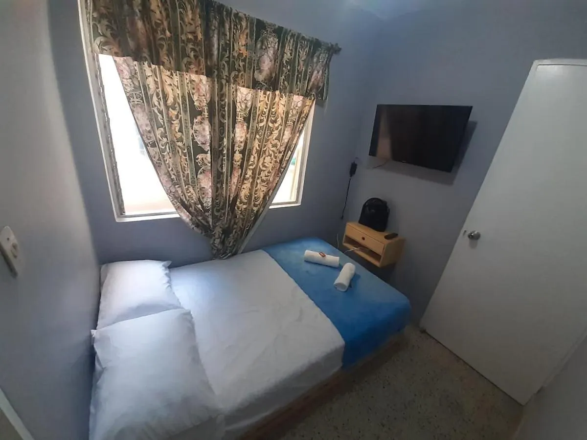 Key West Hostel Medellín Pensión